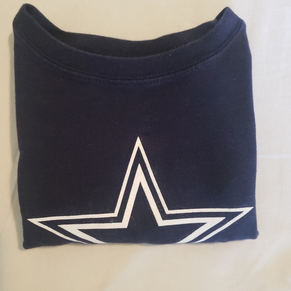 Shirt - Picture 5 of 6